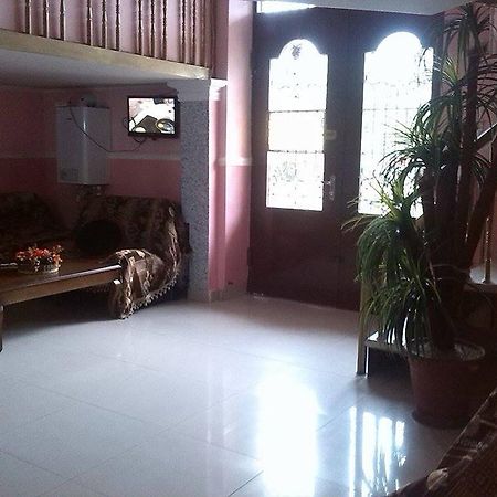 Hostel Georgia Koutaïssi Extérieur photo