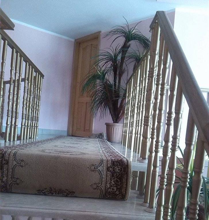Hostel Georgia Koutaïssi Extérieur photo